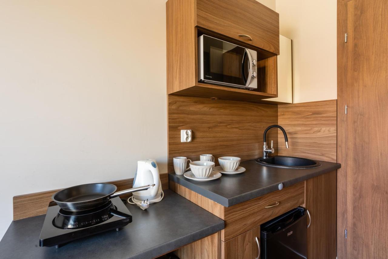 Noclegijarocin Bed & Breakfast 외부 사진