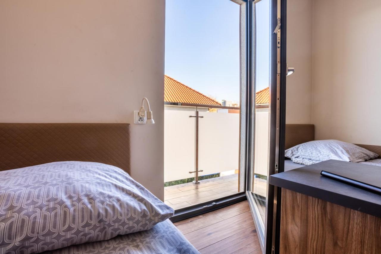 Noclegijarocin Bed & Breakfast 외부 사진