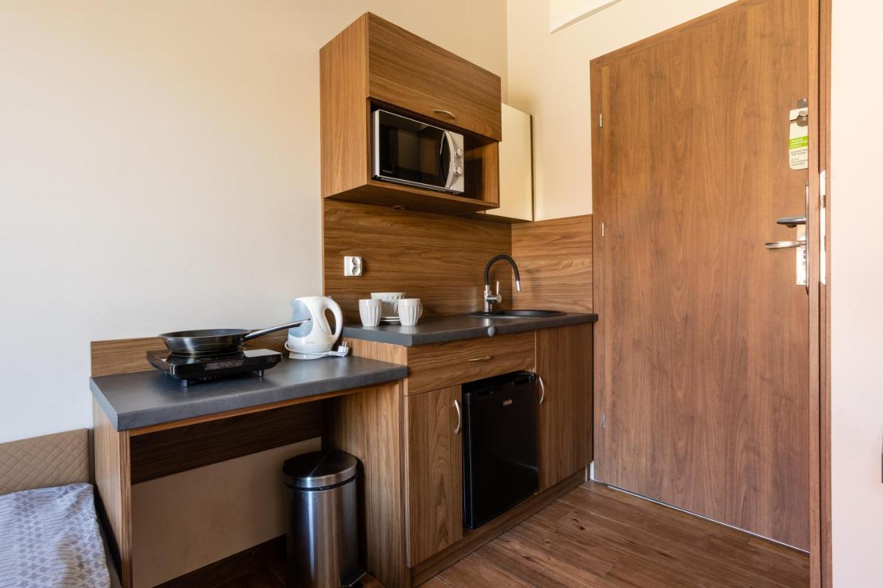 Noclegijarocin Bed & Breakfast 외부 사진